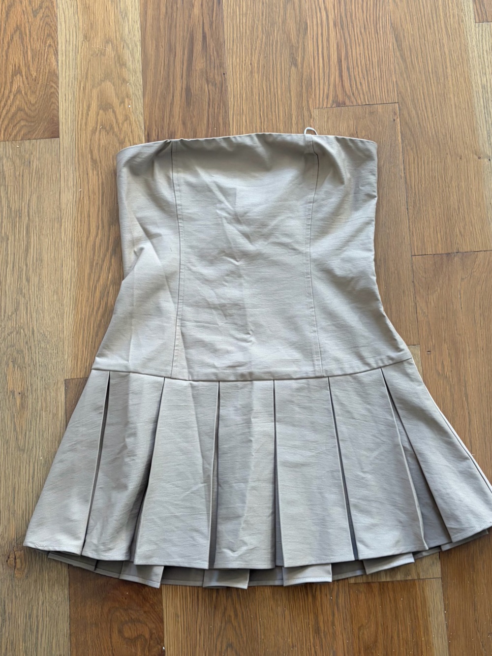 superdown Strapless Pleated Mini Dress in Light Taupe